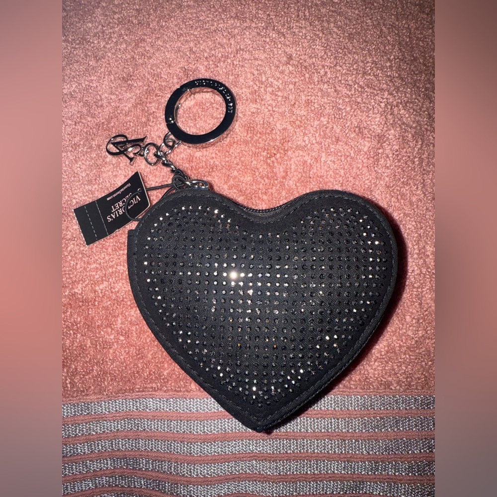 Victoria’s Secret PINK BLING RHINESTONES Heart Shaped Pouch KEYCHAIN CHARM